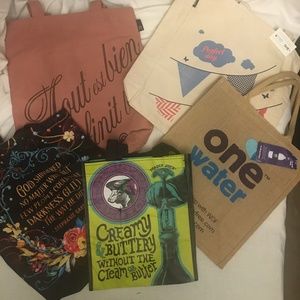 5 Totes/Shopping Bags